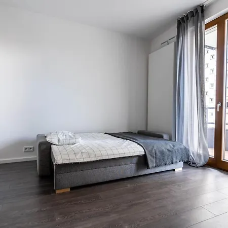 Golden Apartments - City Center - Studio Apartment Warsaw
