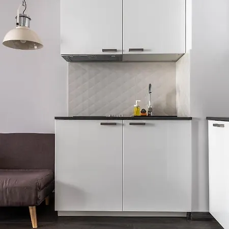 Golden Apartments - City Center - Studio Apartment