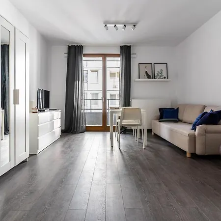 Golden Apartments - City Center - Studio Apartment Warsaw