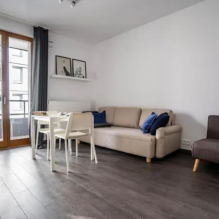 Golden Apartments - City Center - Studio Warsaw