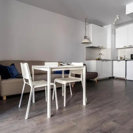 Golden Apartments - City Center - Studio Apartment *