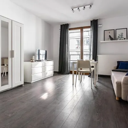 Apartment Golden Apartments - City Center - Studio Warsaw